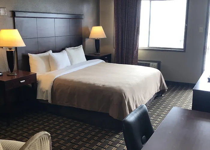 Travelodge By Wyndham Motel