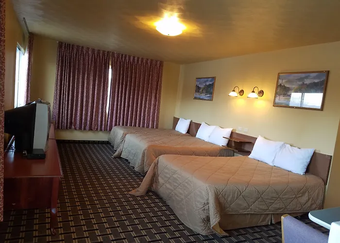 Travelodge By Wyndham Motel Evanston